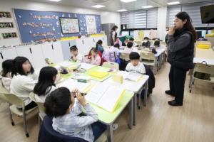 2026년부터 방과후 돌봄시설 360곳 ‘야간 운영’…최장 밤 12시까지